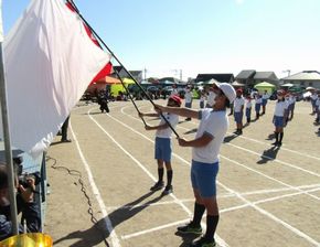 晴天のもとでの「ミニ運動会」！