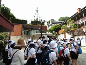 修学旅行【２日目】･･･大浦天主堂，グラバー園、平和公園、原爆資料館、出島資料館、ハウステンボス