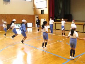 縄跳び、連続跳び選手権（麻生オリンピック）