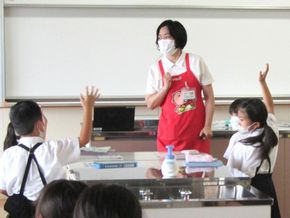 うがい。手洗い教室（１・２年生）