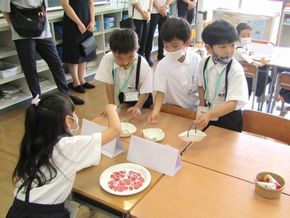 フルーツパフェをつくろう！－入学体験会（１年生－英語）