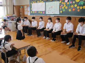 実習生の皆さんとのお別れ会（１年生）