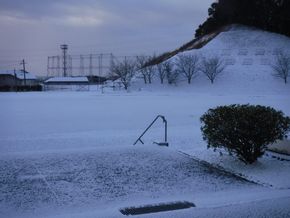 白色に包まれた学校