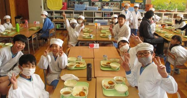 交流給食（１・６年生）