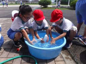 水でっぽうで遊ぼう！（１年生ー生活科）