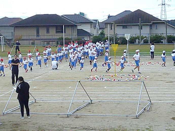 玉入れ練習・運動会の係打ち合わせ