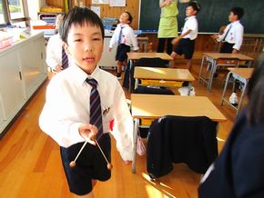 やじろべぇの行進！（１年生ー生活科）
