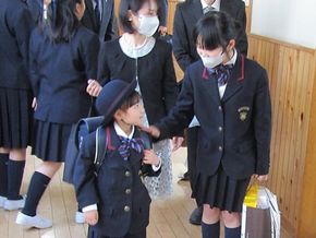 今日から１年生！（入学式）