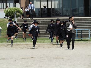 避難訓練（地震・火災対応）
