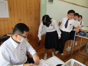 １校時の学習は･･･（４・５・６年生）