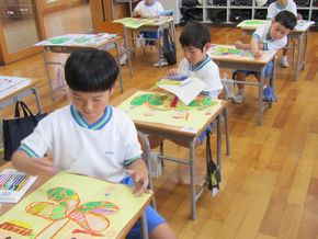 校内絵画展に向けて