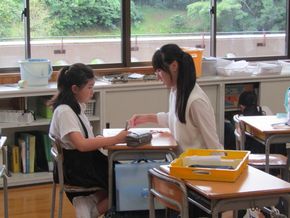 職場体験（東明館中３年の卒業生）