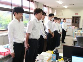 山口短期大学博多ｷｬﾝﾊﾟｽによる学校体験活動